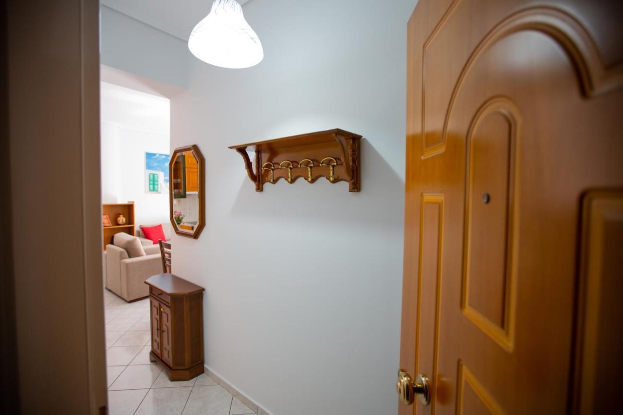 Poly'S Charming Home - City Center & Near The Beach 2Bedroom Apartment Nafpaktos Buitenkant foto