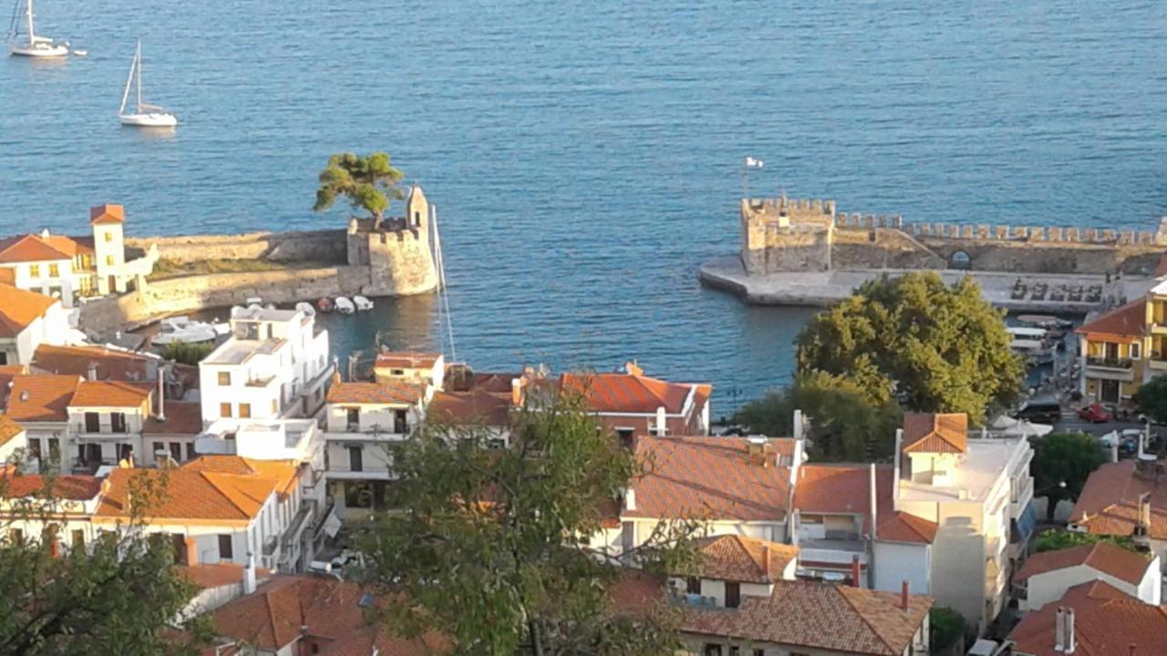 Poly'S Charming Home - City Center & Near The Beach 2Bedroom Apartment Nafpaktos Buitenkant foto
